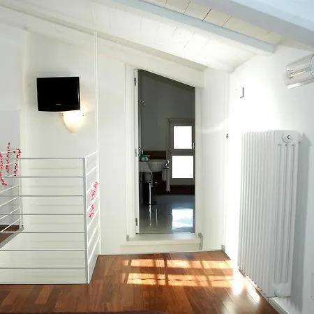 Antico Castello Beb Bed & Breakfast Altamura
